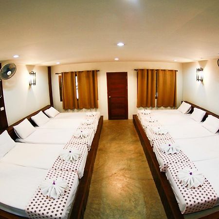 Tanita Lagoon Resort Удон Тани Екстериор снимка
