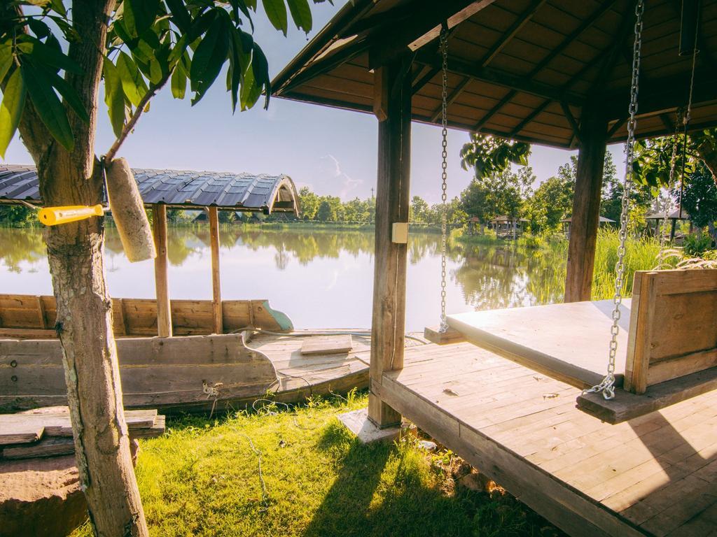 Tanita Lagoon Resort Удон Тани Екстериор снимка