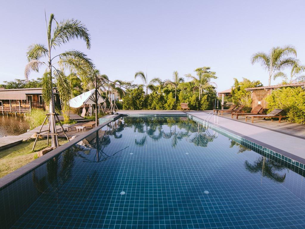 Tanita Lagoon Resort Удон Тани Екстериор снимка