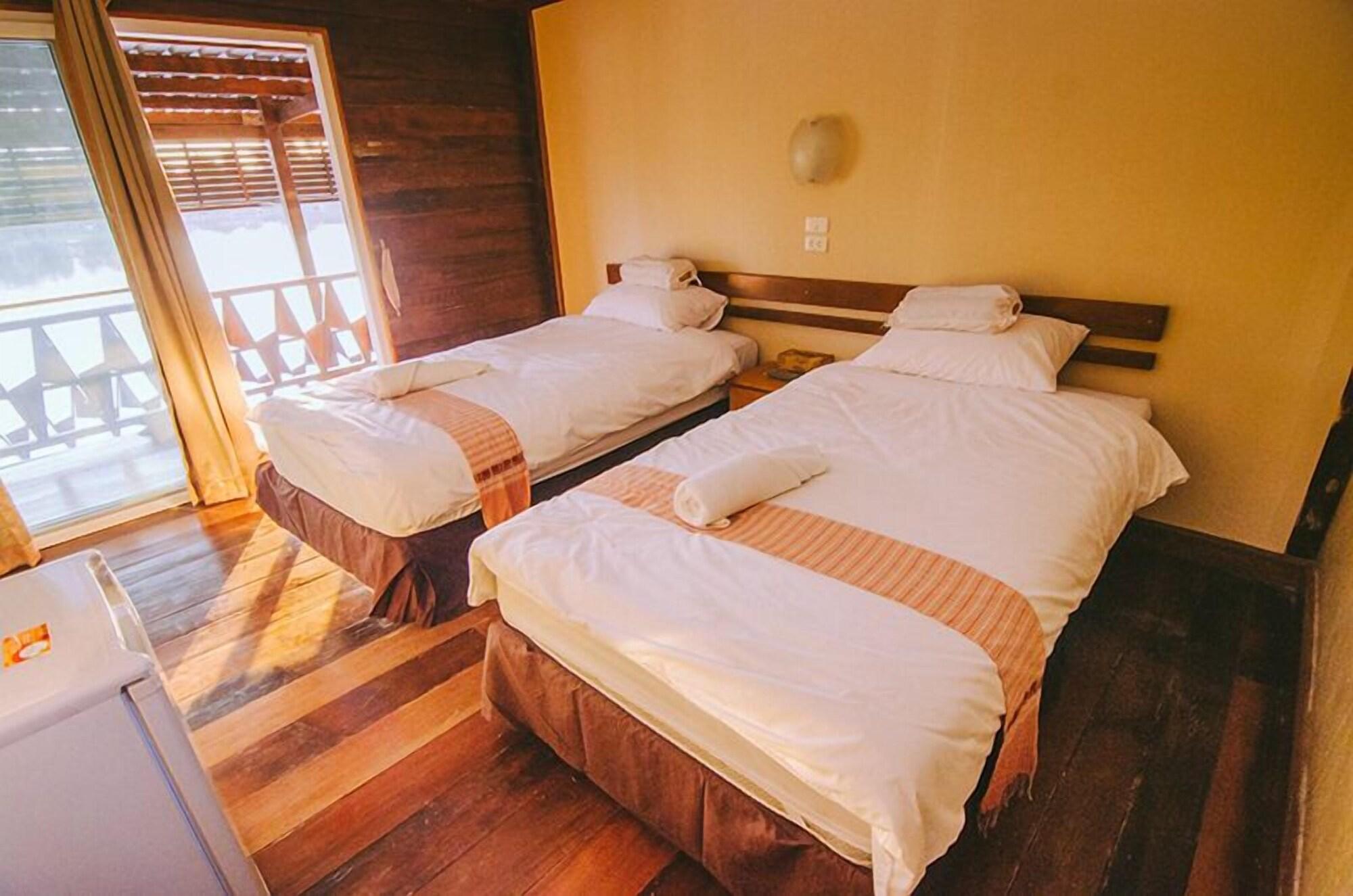 Tanita Lagoon Resort Удон Тани Екстериор снимка