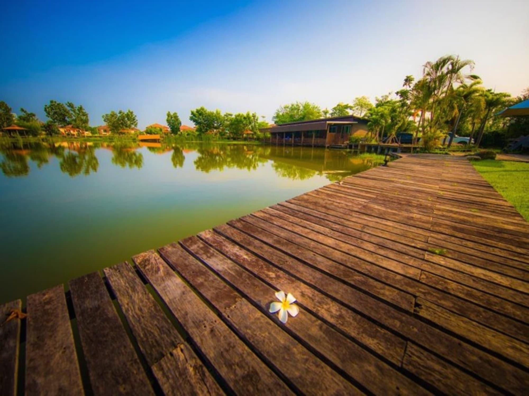 Tanita Lagoon Resort Удон Тани Екстериор снимка