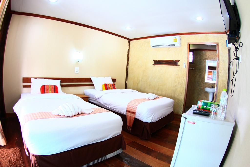 Tanita Lagoon Resort Удон Тани Стая снимка